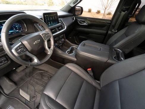 Used 2023 Chevrolet Tahoe Z71 w/ Luxury Package image 22