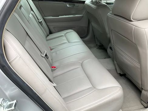 Used 2011 Cadillac DTS Luxury image 9