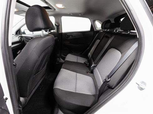 Used 2021 Hyundai Kona SEL Plus image 6