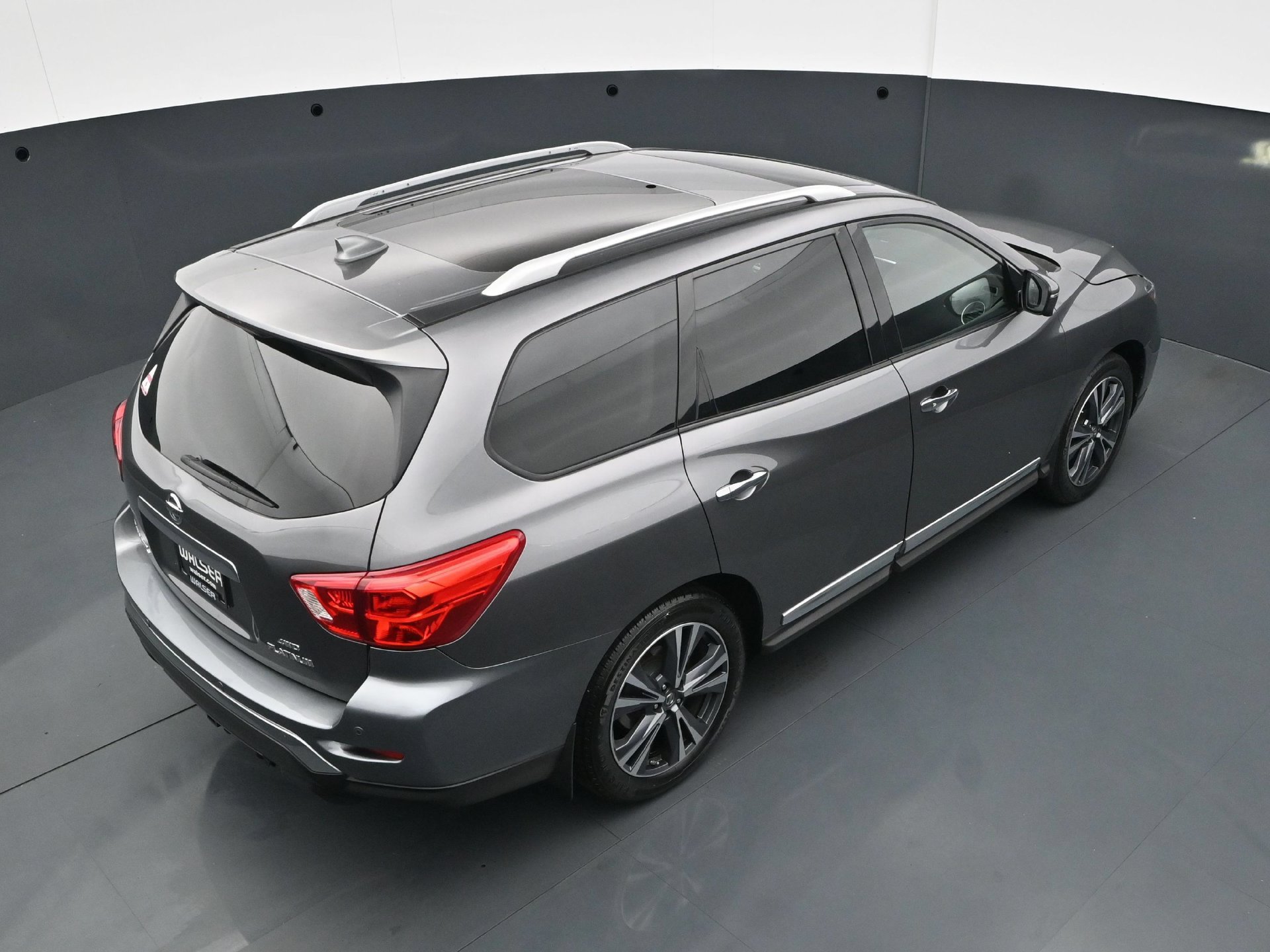 Used 2019 Nissan Pathfinder Platinum AWD/4WD image 44