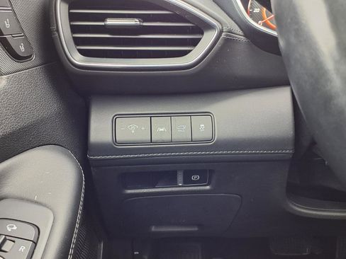 Used 2023 Hyundai Santa Fe Limited image 19