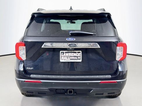 Used 2021 Ford Explorer XLT w/ Class III Trailer Tow Package RWD image 5