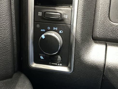 Used 2024 RAM 1500 Warlock RWD image 19