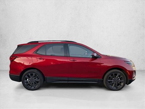 Used 2024 Chevrolet Equinox RS FWD image 4