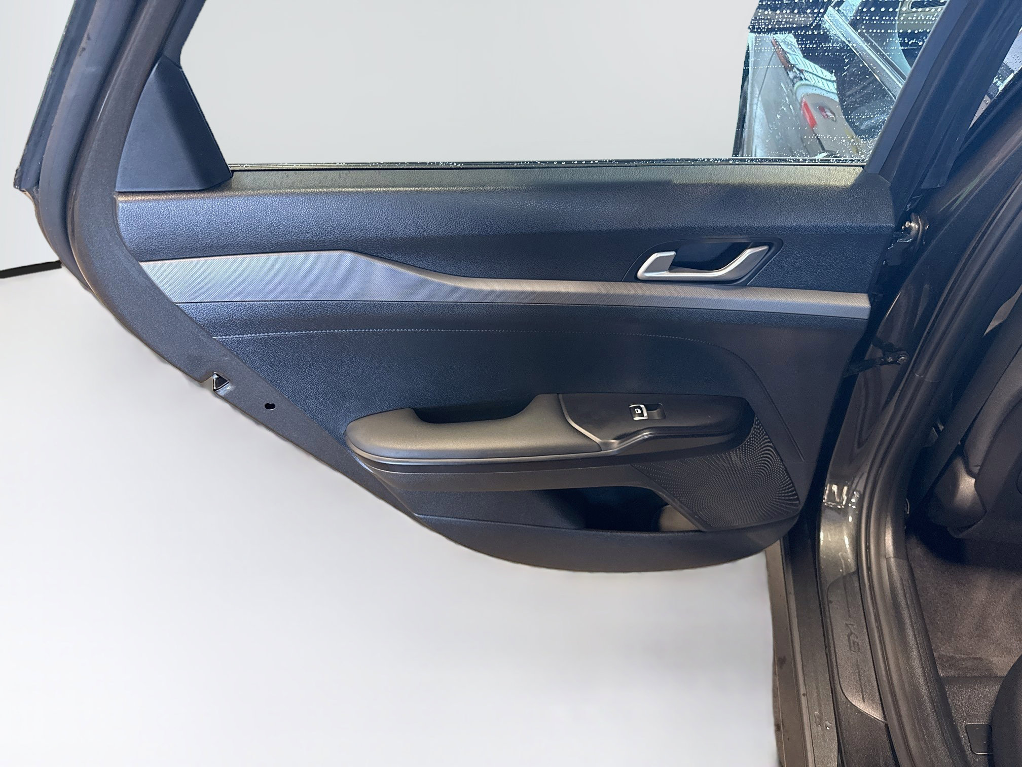 Used 2025 Kia K5 LXS FWD image 27