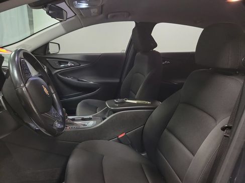 Used 2021 Chevrolet Malibu RS FWD image 15