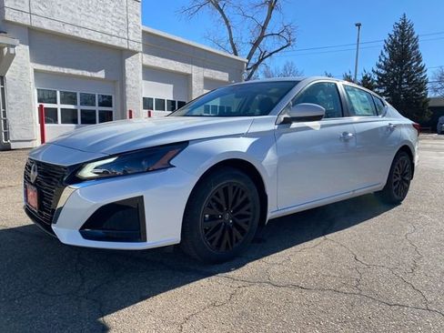 New 2025 Nissan Altima 2.5 SV w/ SV Special Edition Package image 1