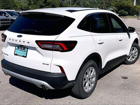 Used 2023 Ford Escape Active image 7