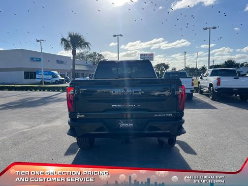 Used 2024 GMC Sierra 2500 Denali Ultimate image 6