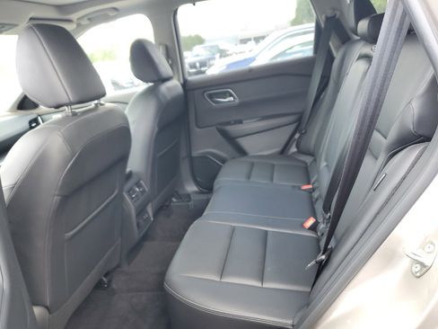 Used 2021 Nissan Rogue SL image 10