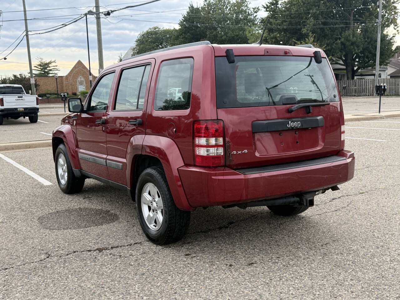 Used 2012 Jeep Liberty Sport AWD/4WD image 20