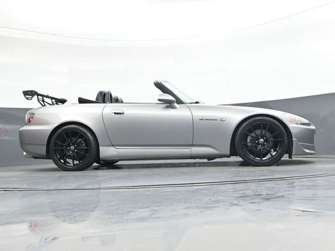Used 2005 Honda S2000 image 26