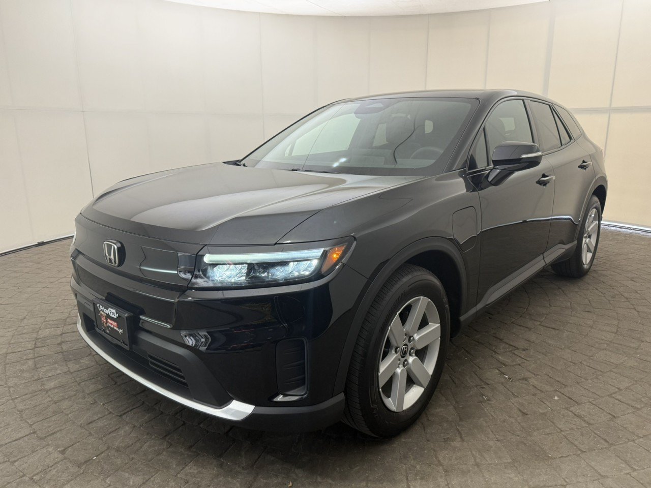 Used 2024 Honda Prologue EX image 3