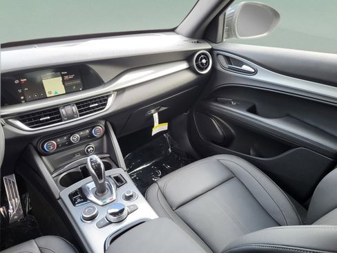 New 2025 Alfa Romeo Stelvio Sprint AWD/4WD image 52