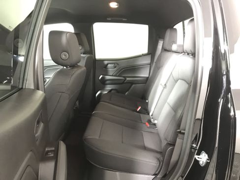 New 2026 Chevrolet Colorado W/T image 8