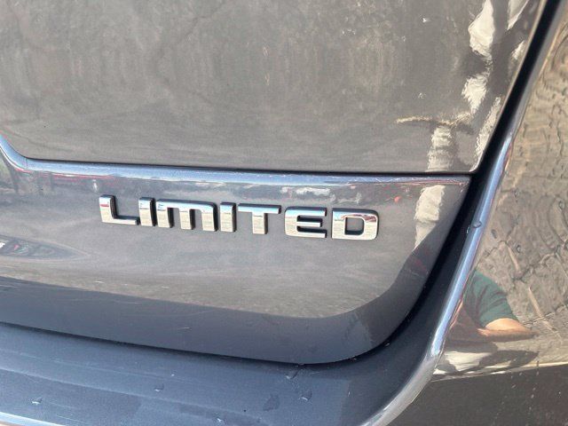 Used 2024 Jeep Grand Cherokee L Limited AWD/4WD image 7