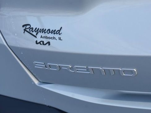 New 2026 Kia Sorento S w/ S Panoramic Sunroof Package AWD/4WD image 17