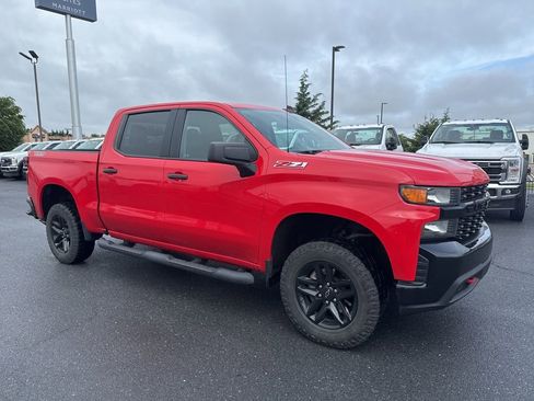Used 2022 Chevrolet Silverado 1500 Custom Trail Boss AWD/4WD image 1
