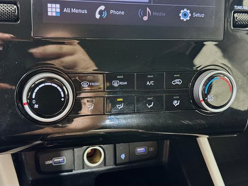 Certified 2023 Hyundai Tucson SEL w/ Winter Package image 13