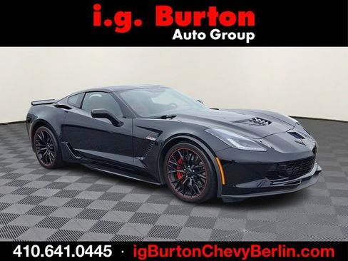Certified 2019 Chevrolet Corvette Z06 RWD image 1