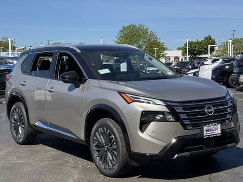 New 2026 Nissan Rogue Platinum w/ Platinum Premium Package AWD/4WD image 2