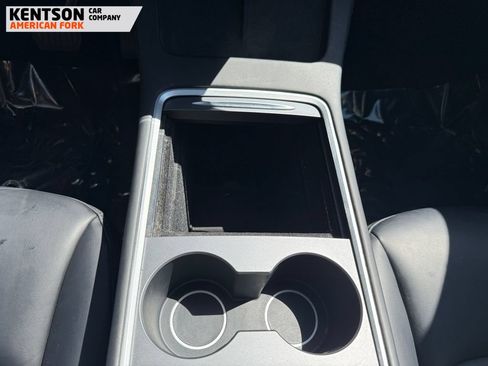 Used 2023 Tesla Model Y Long Range AWD/4WD image 18