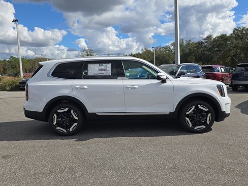 New 2025 Kia Telluride EX image 9