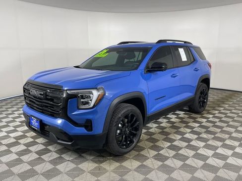 Used 2026 GMC Terrain Elevation w/ Elevation Premium Package AWD/4WD image 1