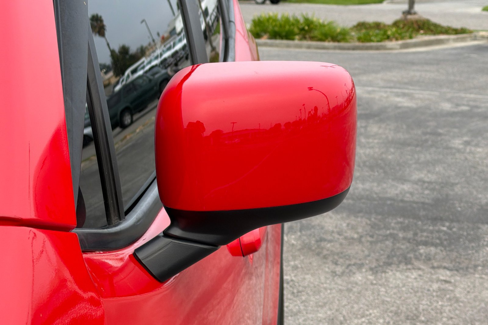 Used 2021 Jeep Renegade Latitude FWD image 41