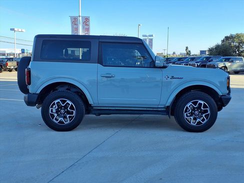 Used 2022 Ford Bronco Outer Banks image 4