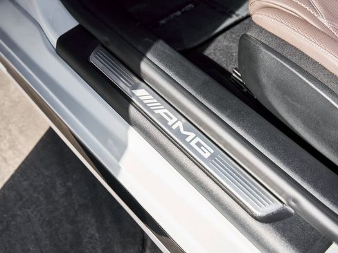 Used 2023 Mercedes-Benz SL 63 AMG 4MATIC image 36