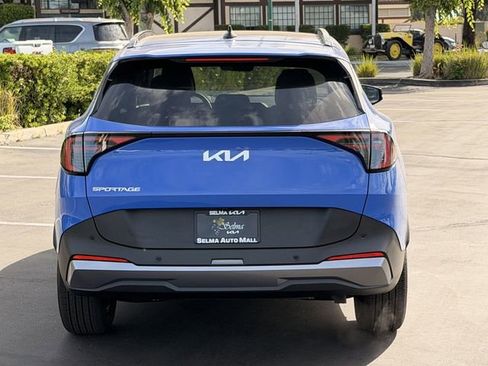New 2026 Kia Sportage EX image 5