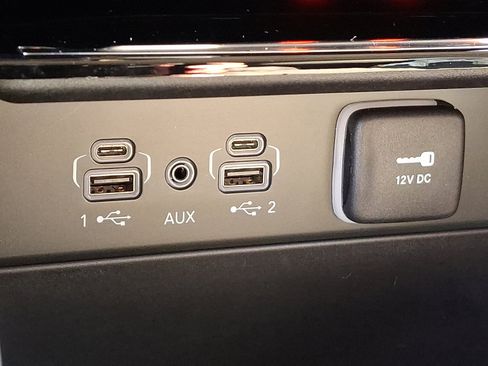 Certified 2023 Jeep Grand Cherokee Laredo image 25