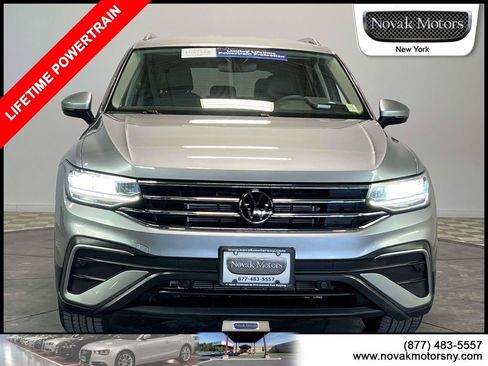 Used 2023 Volkswagen Tiguan SE image 2