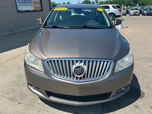 Used 2011 Buick LaCrosse CXL FWD image 2