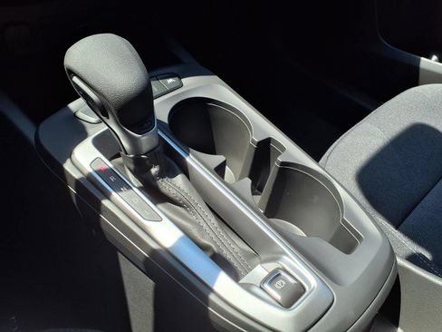 New 2026 Chevrolet Trax LS w/ LS Convenience Package FWD image 19