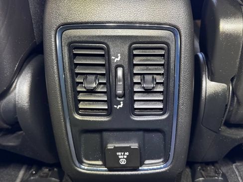 Used 2021 Jeep Grand Cherokee Laredo X AWD/4WD image 42