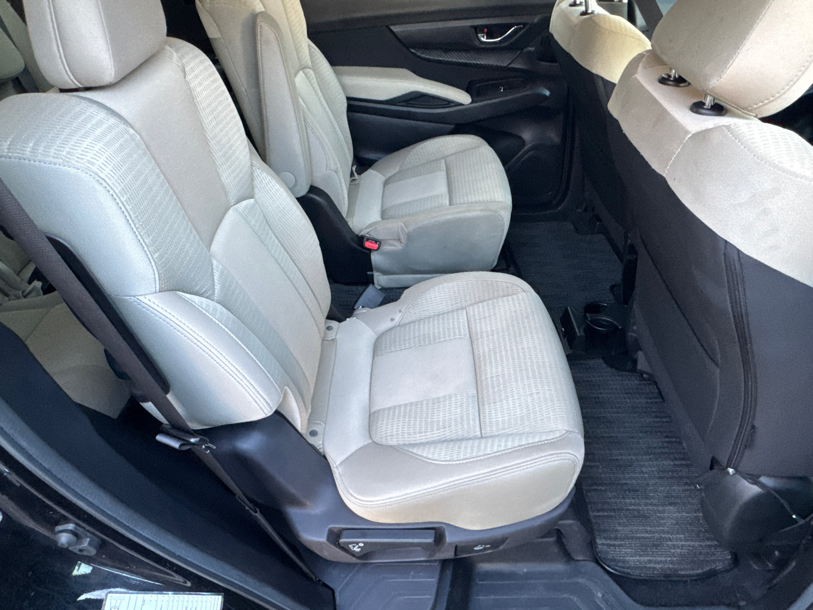 Used 2025 Subaru Ascent Premium AWD/4WD image 16