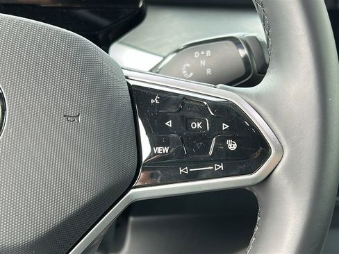 New 2025 Volkswagen ID. Buzz Pro S RWD image 14
