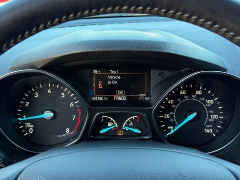 Used 2019 Ford Escape SEL image 17