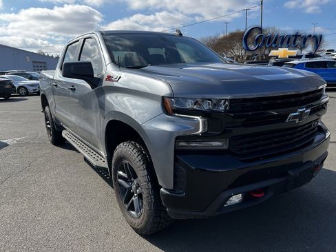 Used 2021 Chevrolet Silverado 1500 LT Trail Boss image 1