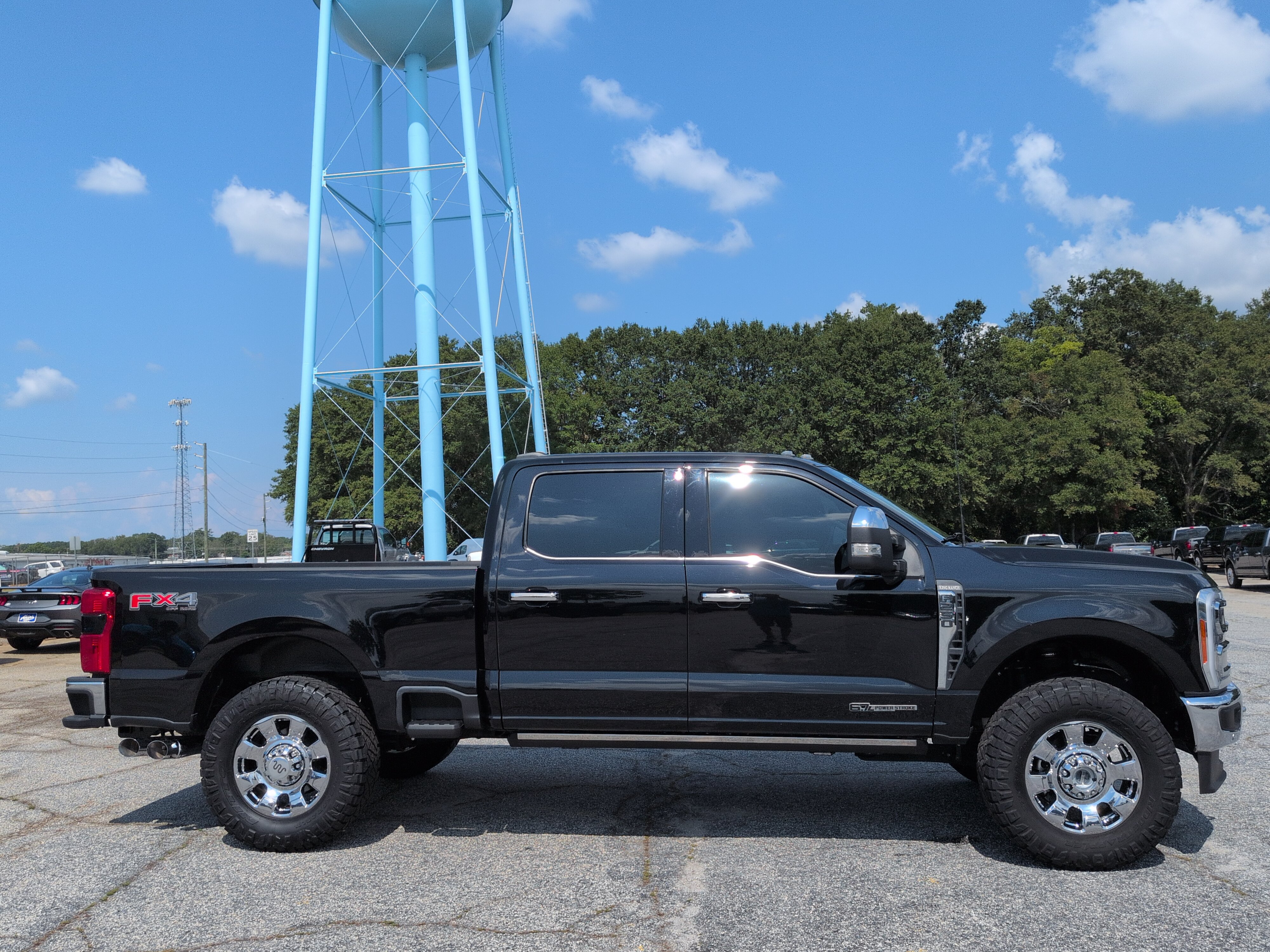 Used 2023 Ford F250 King Ranch w/ Chrome Package AWD/4WD image 1