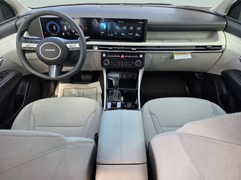 New 2026 Hyundai Tucson SEL image 8