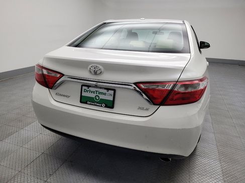 Used 2015 Toyota Camry XLE image 7