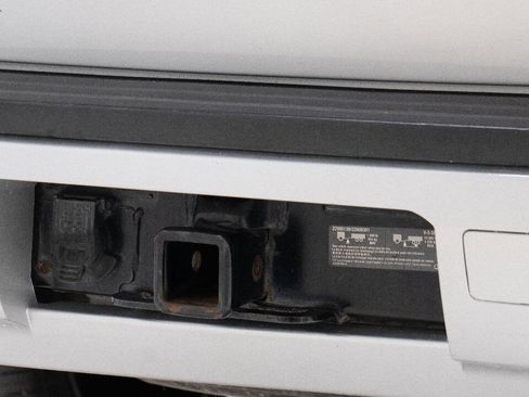 Used 2016 Chevrolet Suburban LT image 17