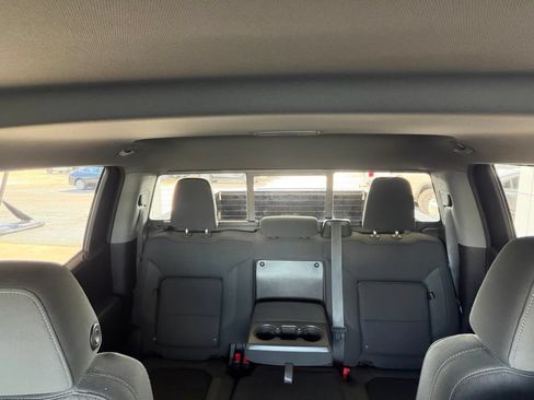 Used 2022 Chevrolet Silverado 1500 LT AWD/4WD image 26