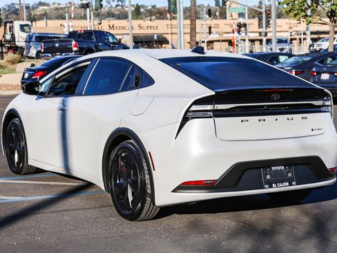 Certified 2026 Toyota Prius Plug-In Hybrid image 21