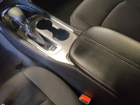 Used 2023 Chevrolet Malibu LT image 26