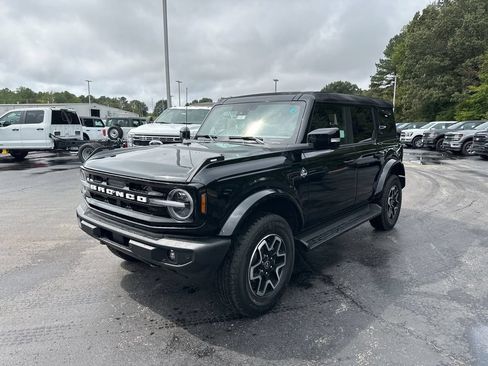 New 2025 Ford Bronco Outer Banks AWD/4WD image 7