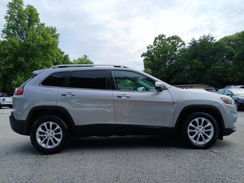 Used 2019 Jeep Cherokee Latitude w/ Popular Appearance Group FWD image 5
